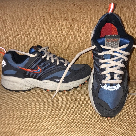 nike air storm pegasus